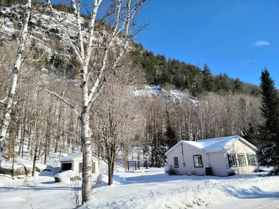 Villa Chalet Falaise By Chalets Nabu Saint-Alexis-des-Monts Exterior foto